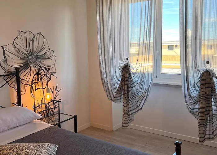 Eufonia Vinyl Friendly Apartment